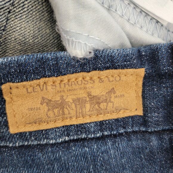 Levi's LVC Women's Mid-Rise Flair Vintage Retro Style Sew-on Buttons Jeans 8 - Picture 7 of 15